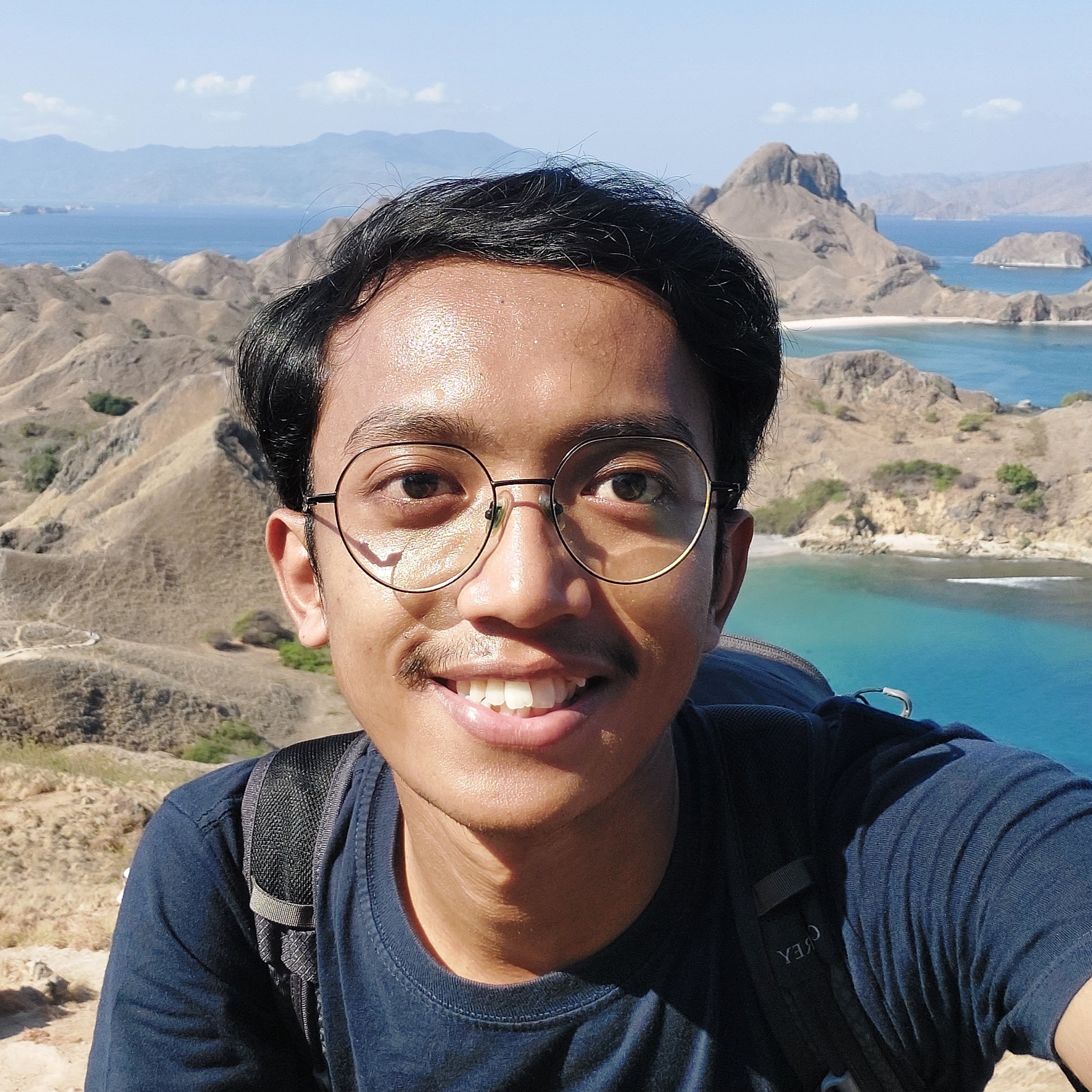 Profile Picture Geni 2023